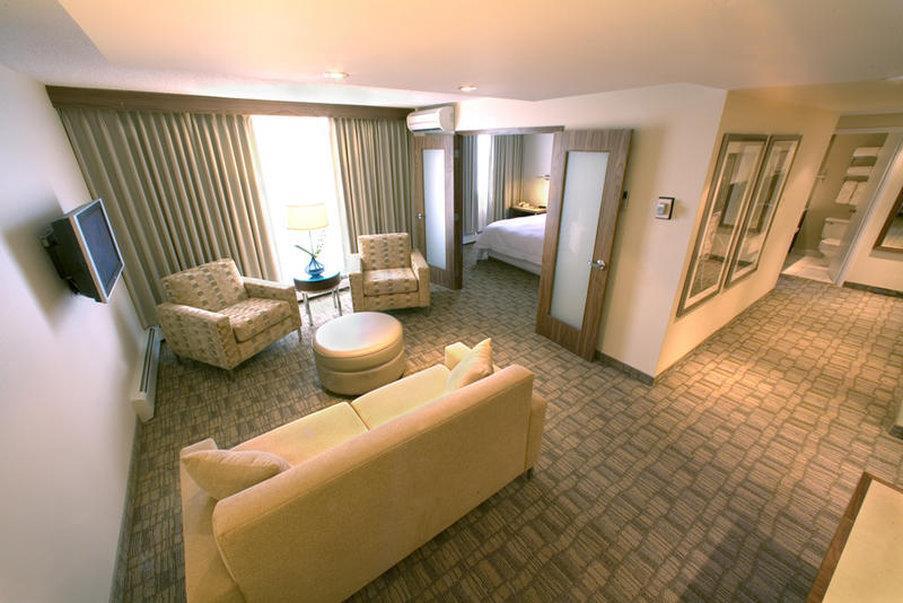 International Hotel 3*