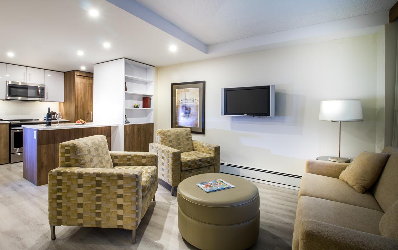 International 3* Calgary